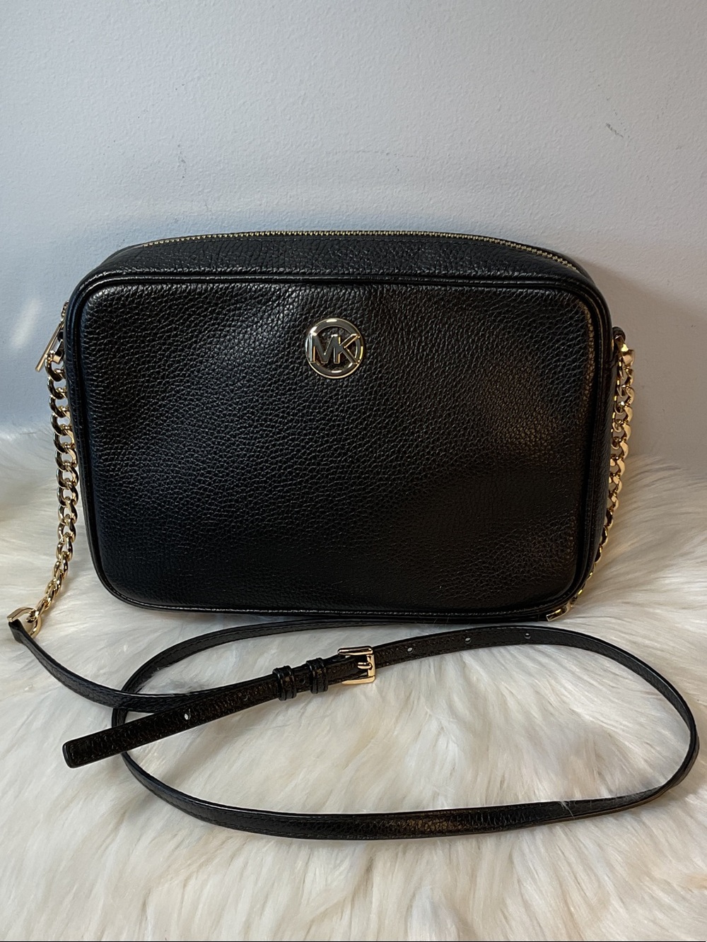 MICHAEL KORS Fulton MK Crossbody Bag Pebbled Leather Gold Logo